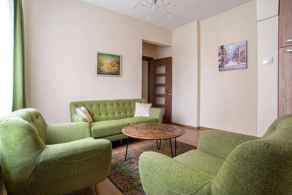 Elegant & Stylish 2 Bedroom Top Central Apartment Sofia Exterior photo